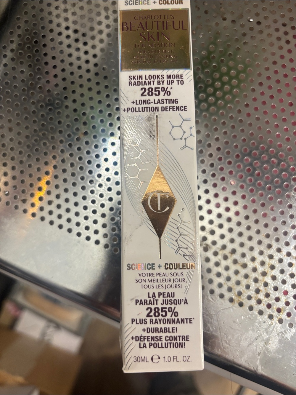 Charlotte tilbury foundation in the color (warm chaud)